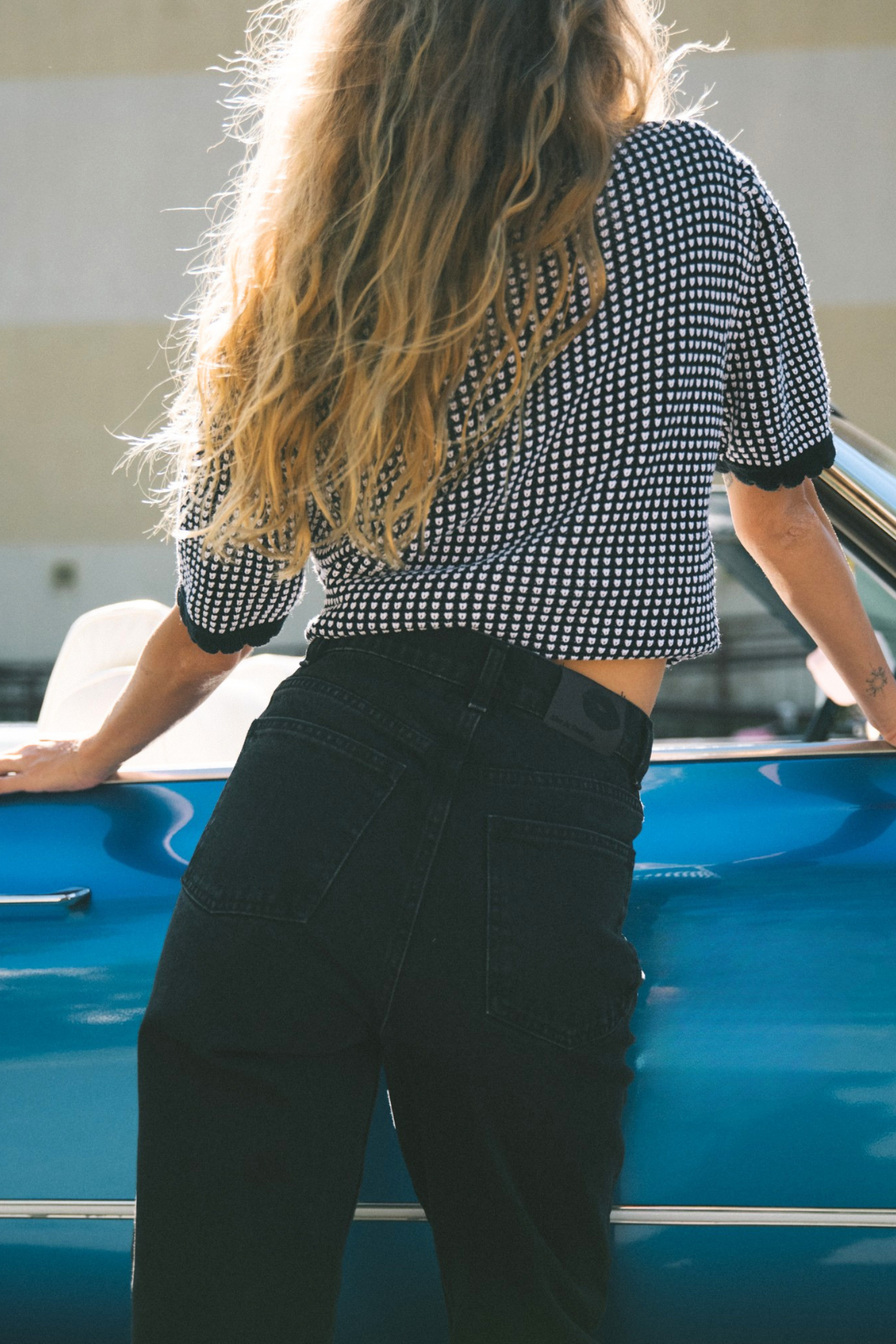 ELARA BARREL STANDARD JEANS DARK BLUE