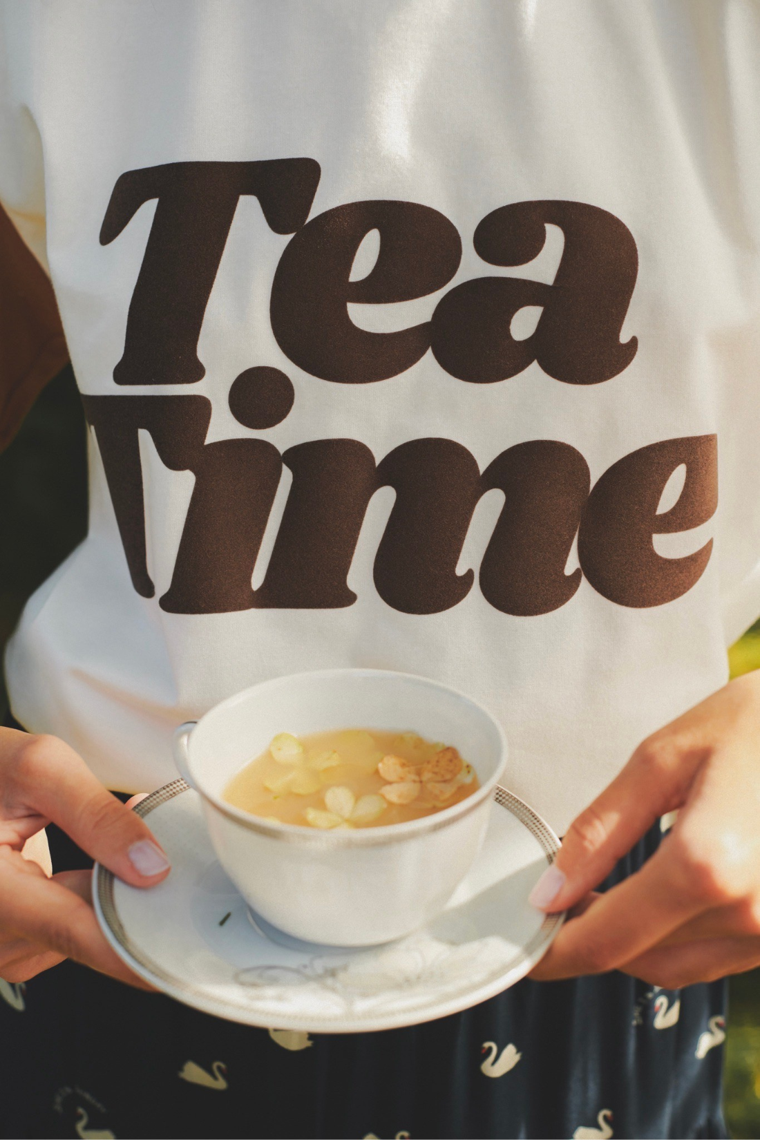 T-SHIRT TEA TIME KREMOWY