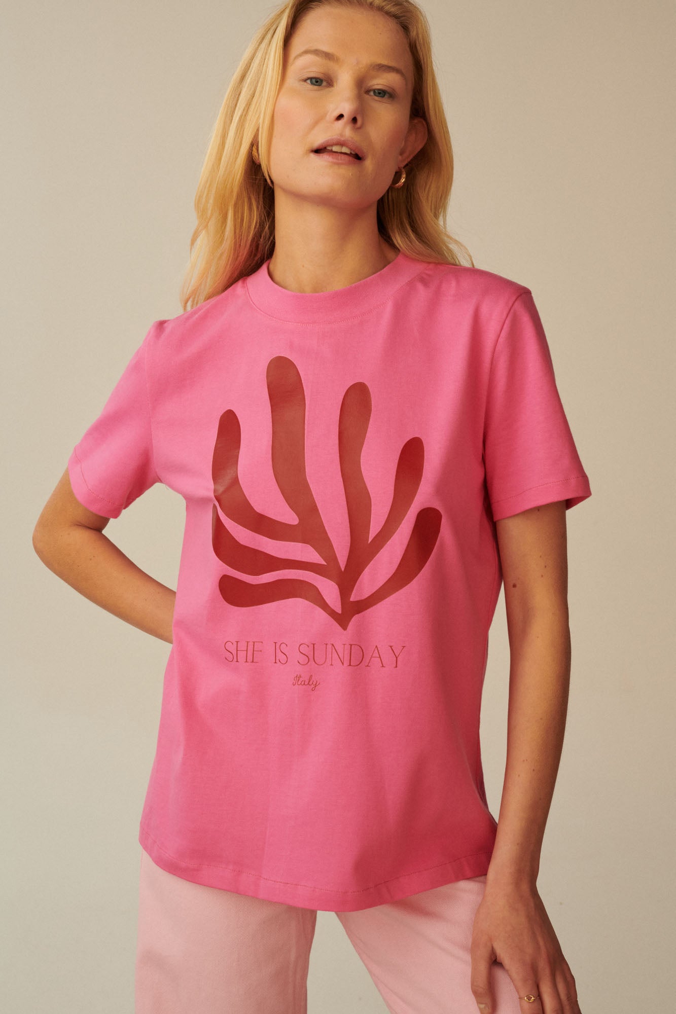 T-SHIRT SHE IS SUNDAY ITALIA PINK