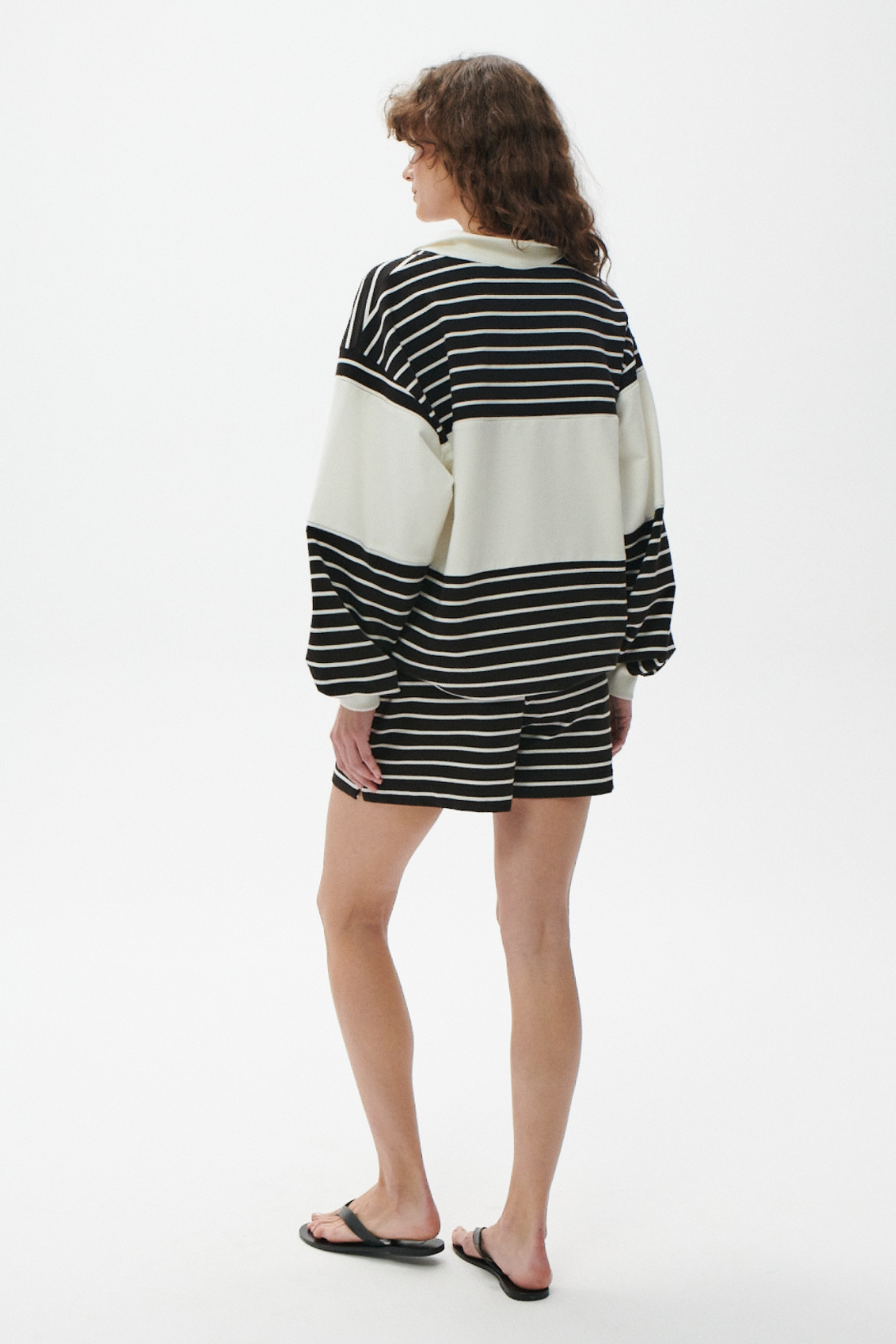 BLUZA DOLORES ECRU W CZARNE PASKI