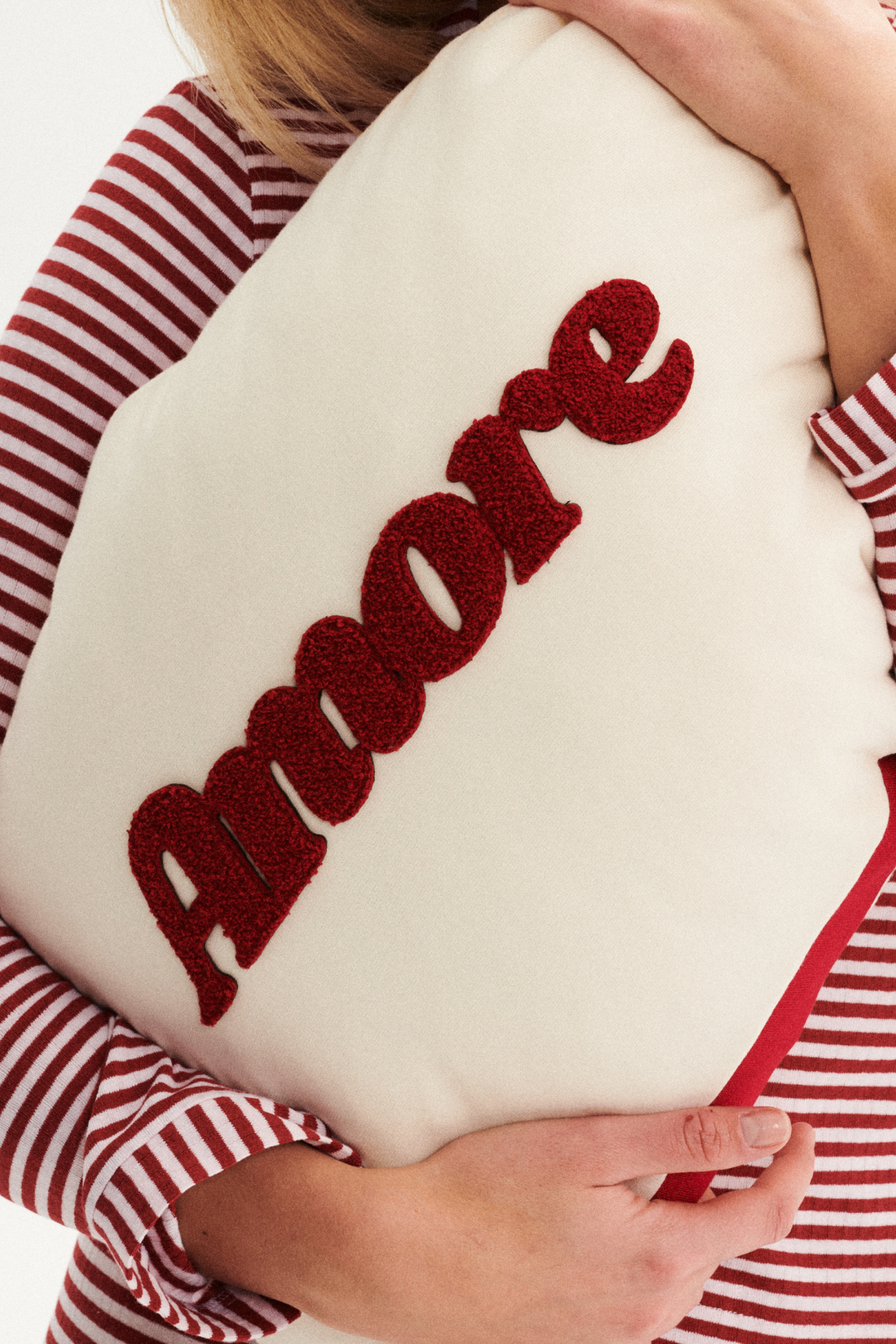AMORE CREAM PILLOW