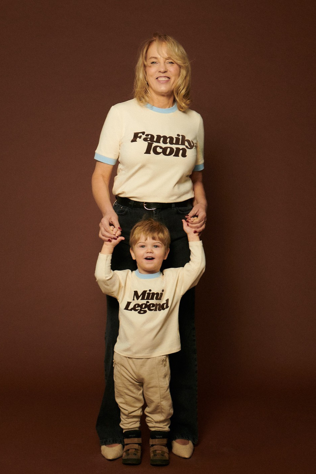 Family Icon T-Shirt Ecru