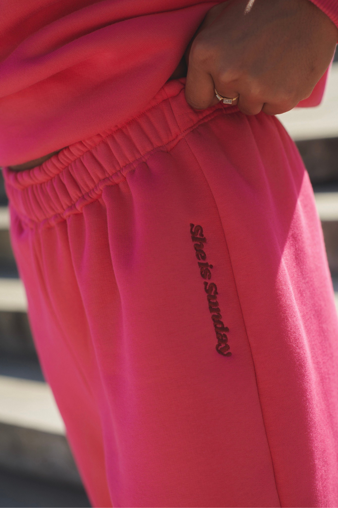 SPODNIE DRESOWE SIS PINK