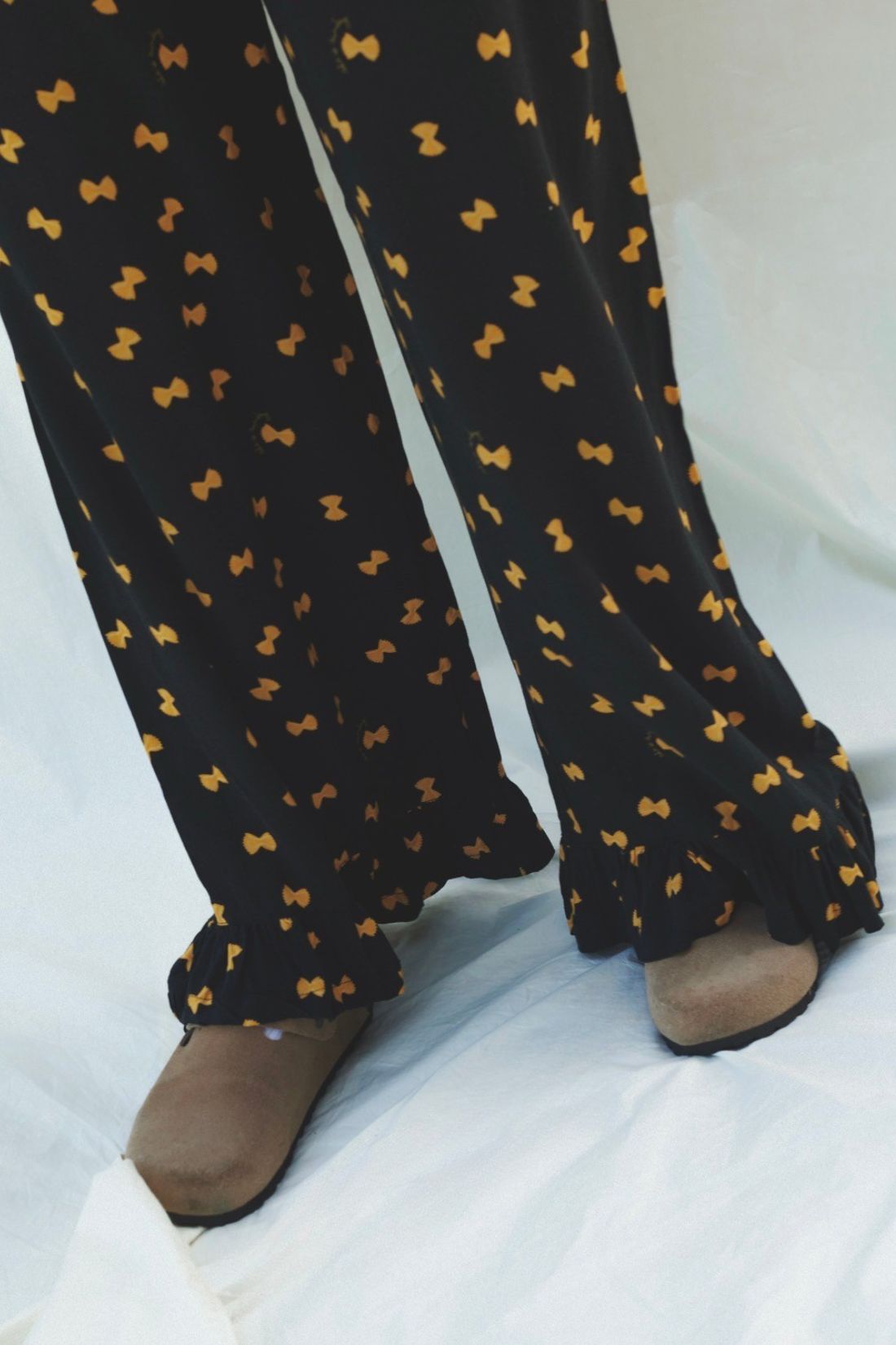 BLACK FARFALLE PANTS