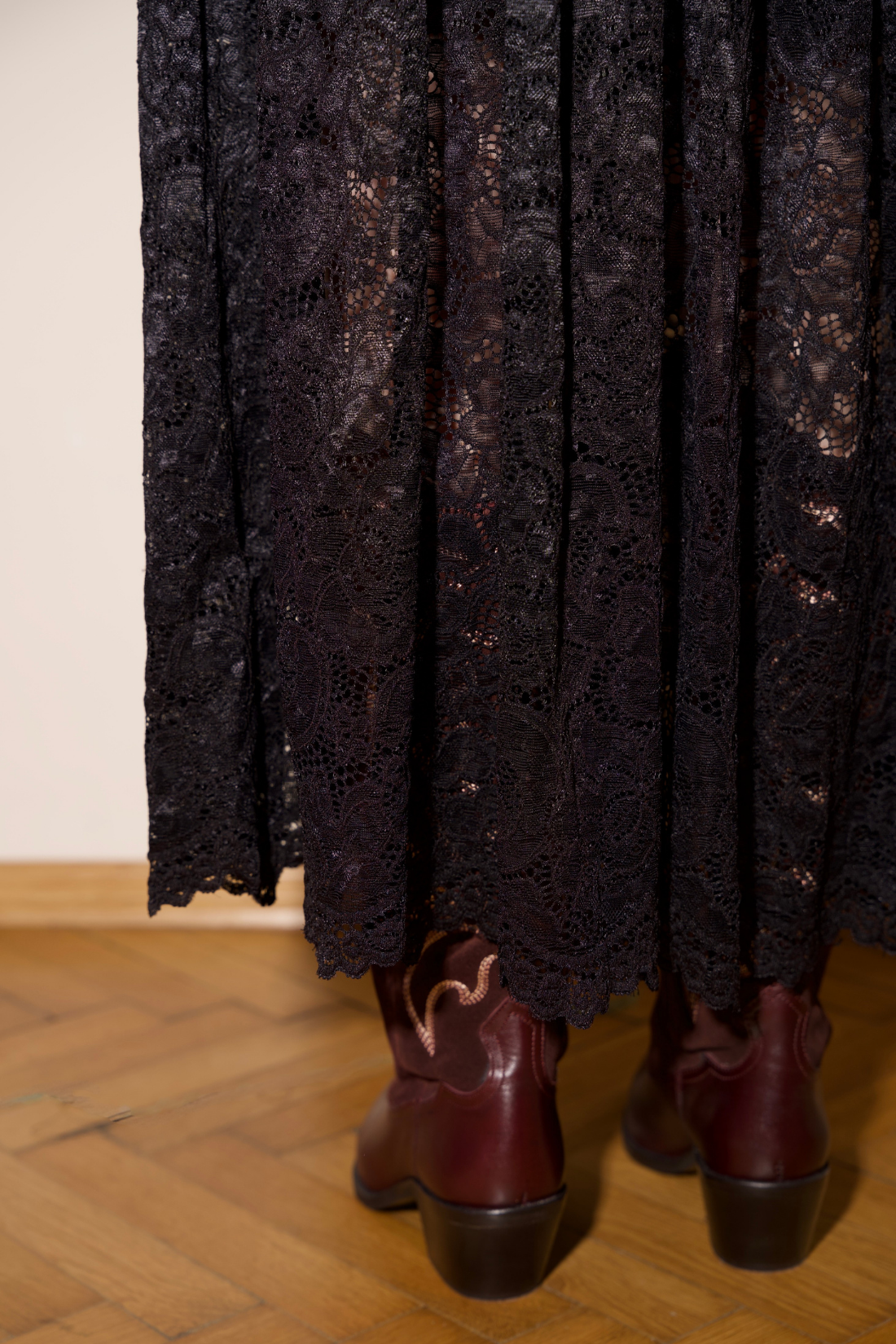 SPÓDNICA SELVA CZARNA