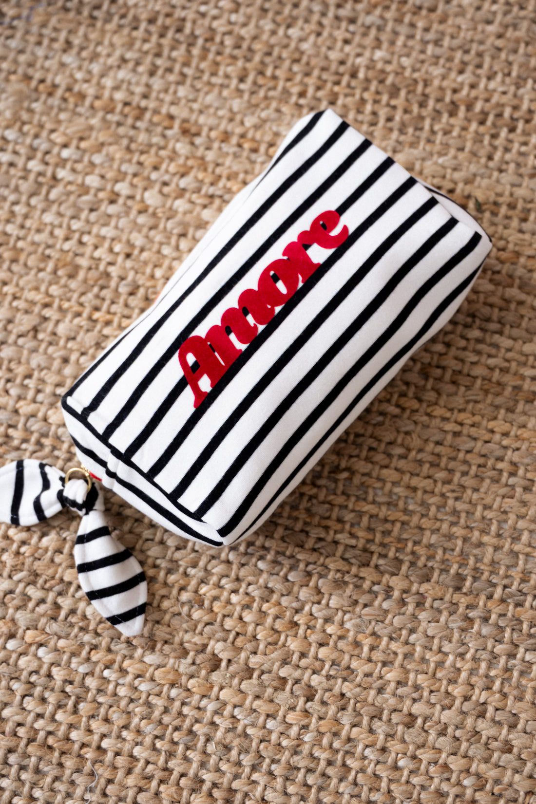 KOSMETYCZKA AMORE STRIPED