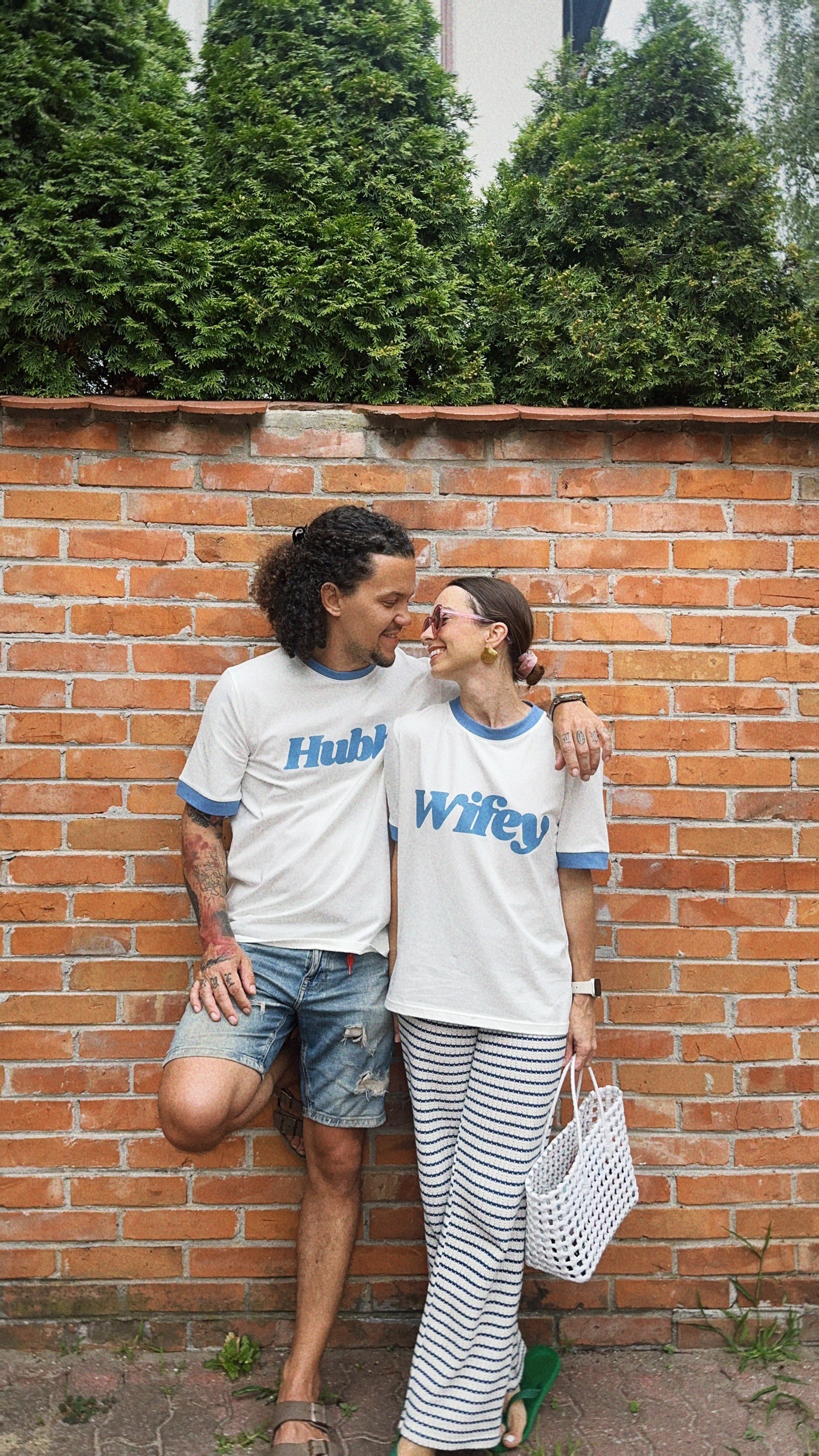 T-SHIRT HUBBY KREMOWY - MEN