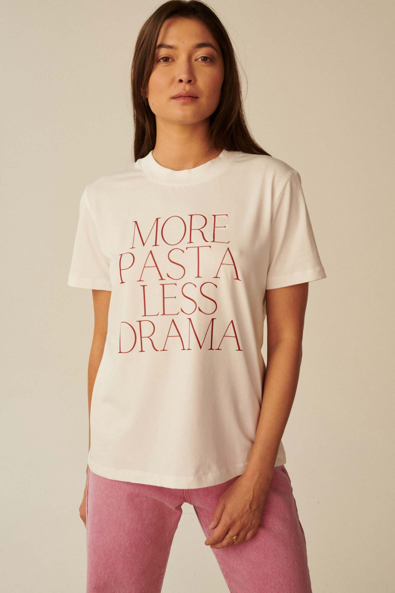 T-SHIRT MORE PASTA LESS DRAMA BIAŁY