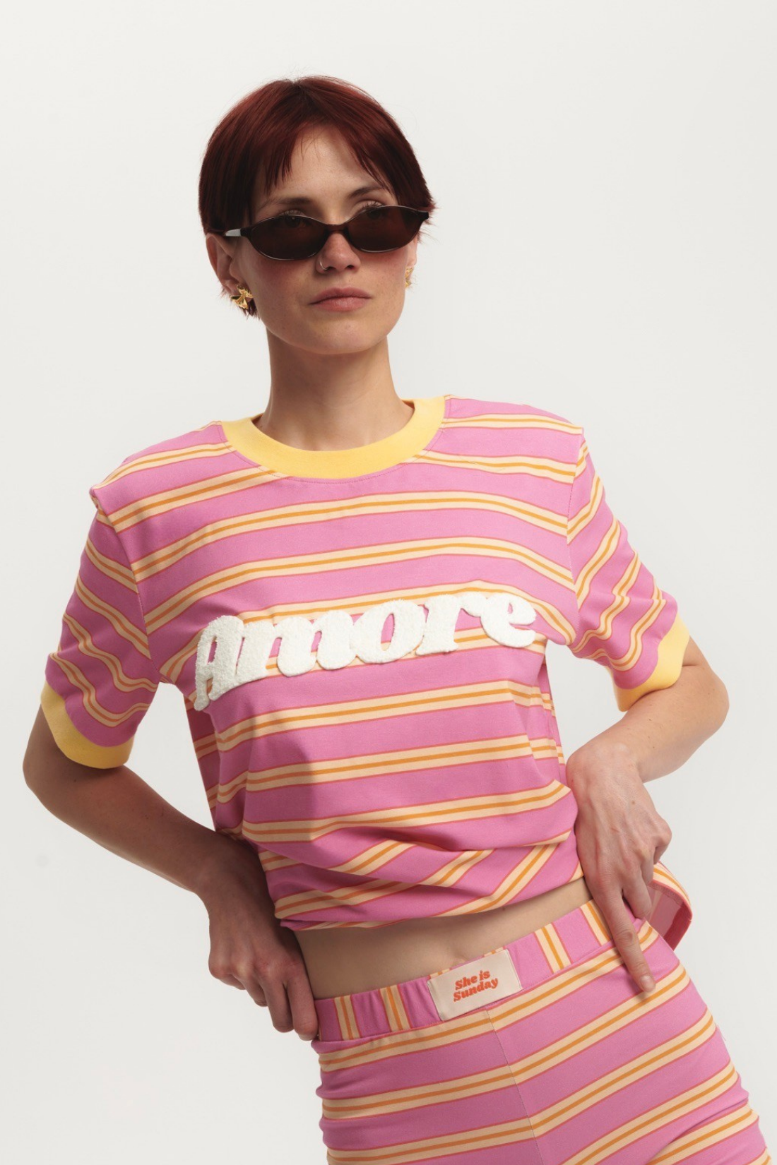 T-SHIRT AMORE W PASKI
