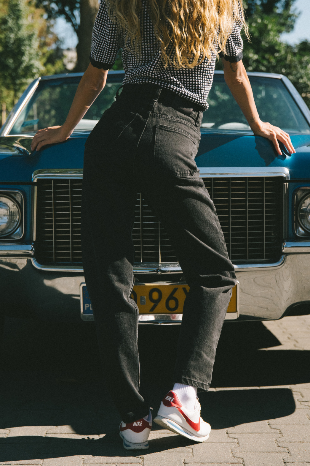 ELARA BARREL STANDARD JEANS DARK BLUE
