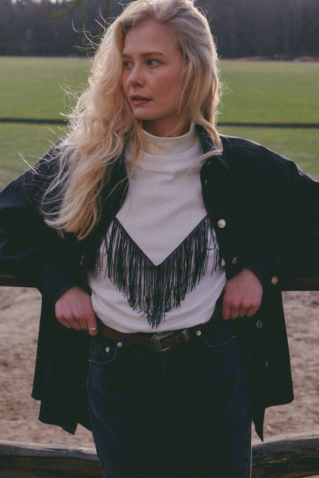 LONGSLEEVE COWGIRL BIAŁY