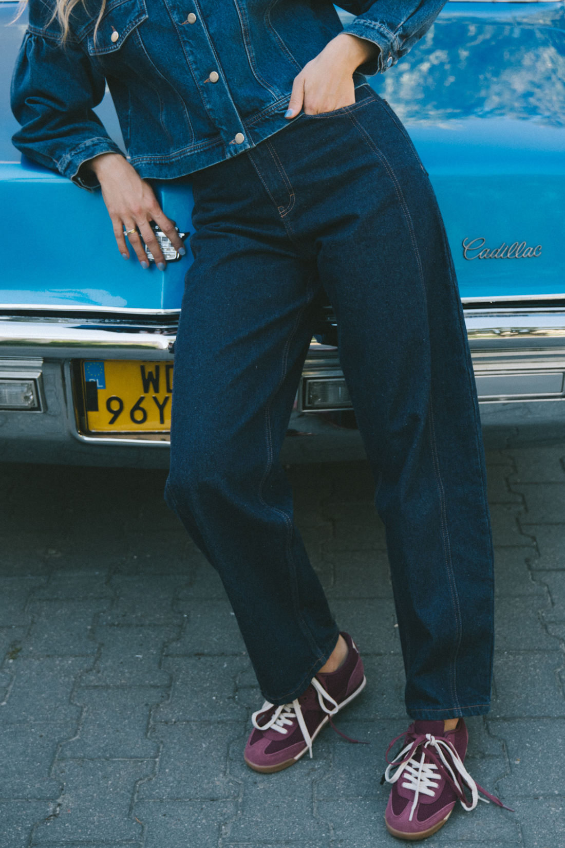 ELARA BARREL STANDARD JEANS DARK BLUE