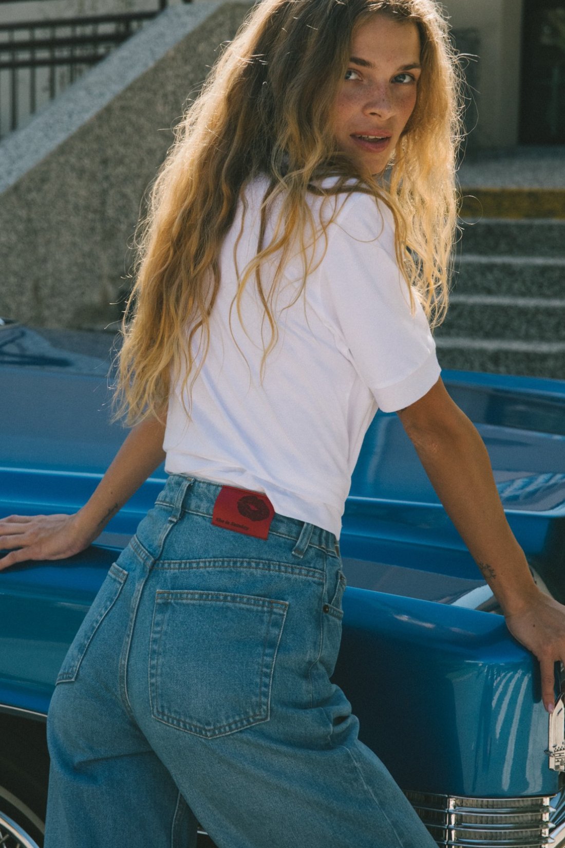 ELARA BARREL STANDARD JEANS DARK BLUE