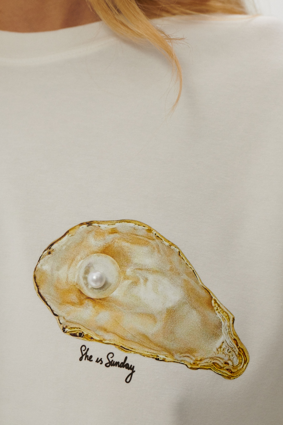 T-SHIRT PERŁA BOXY KREMOWY