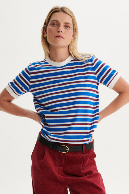 T-SHIRT BASIC W PASKI