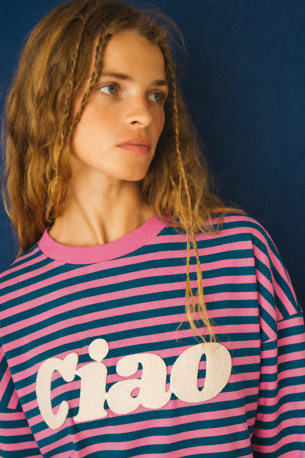 LONGSLEEVE CIAO W PASKI RÓŻOWO-TURKUSOWE