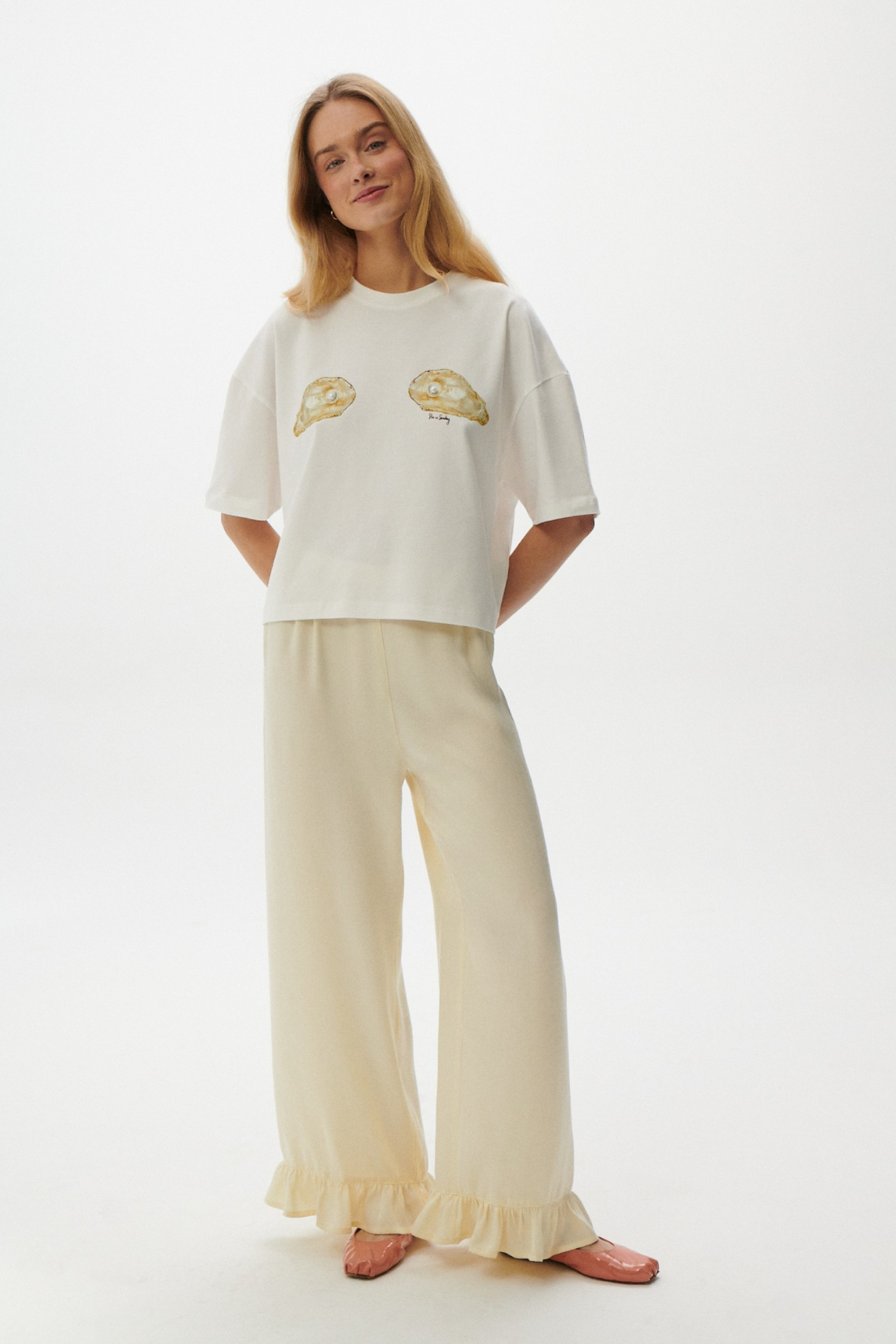 T-SHIRT PERŁA BOXY KREMOWY