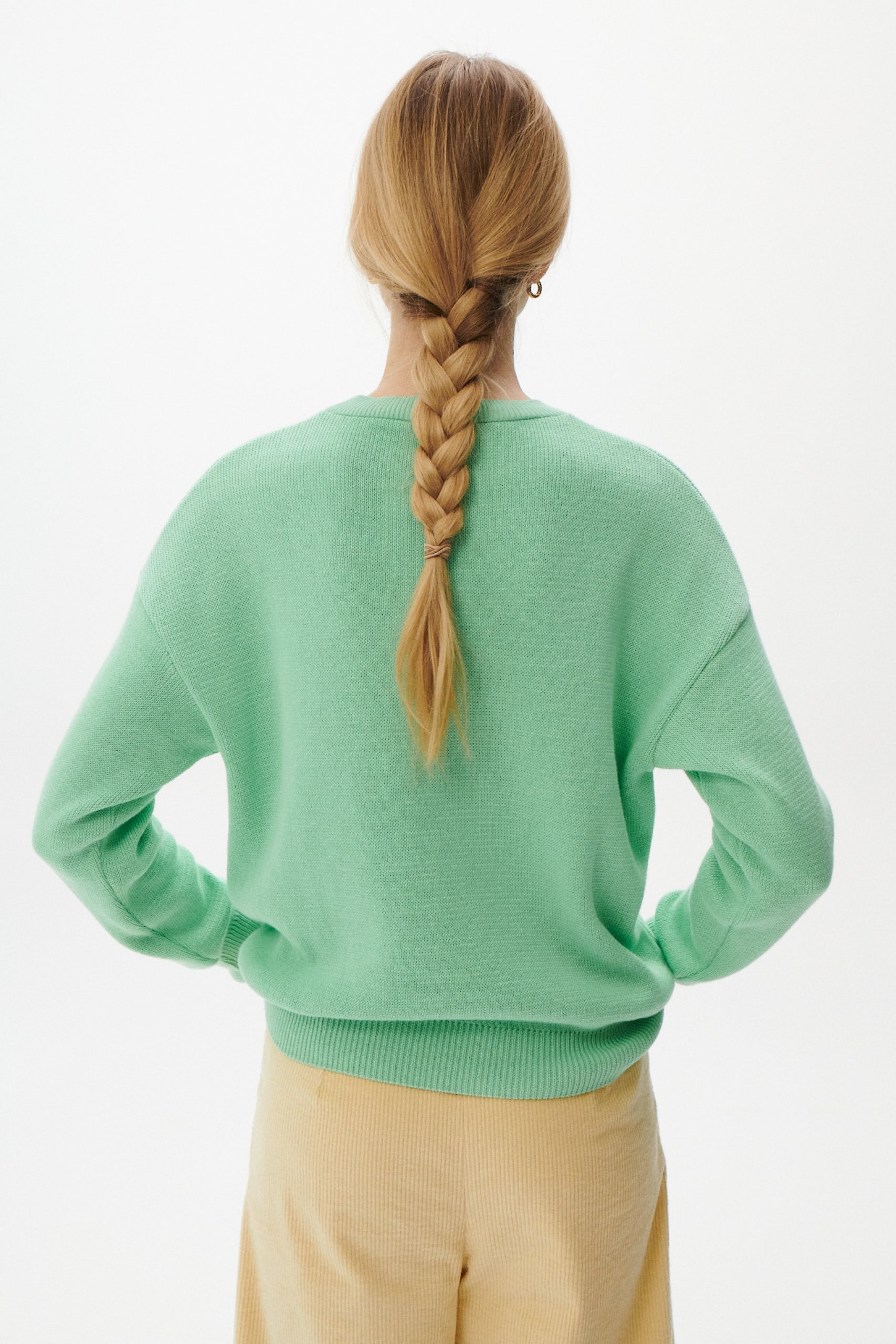 SWETER SADIE MIĘTOWY Z BAWEŁNY ORGANICZNEJ