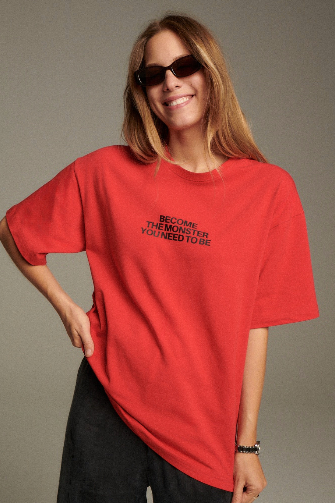 T-SHIRT MONSTER CZERWONY