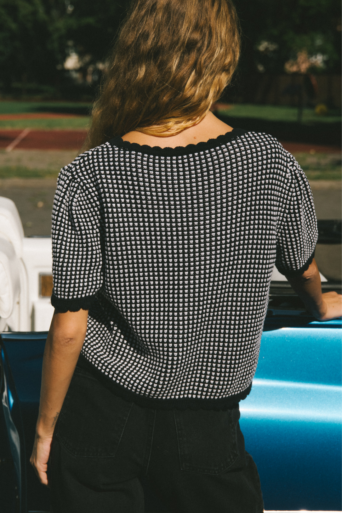Frida Black and White T-Shirt Made of Organic Cotton