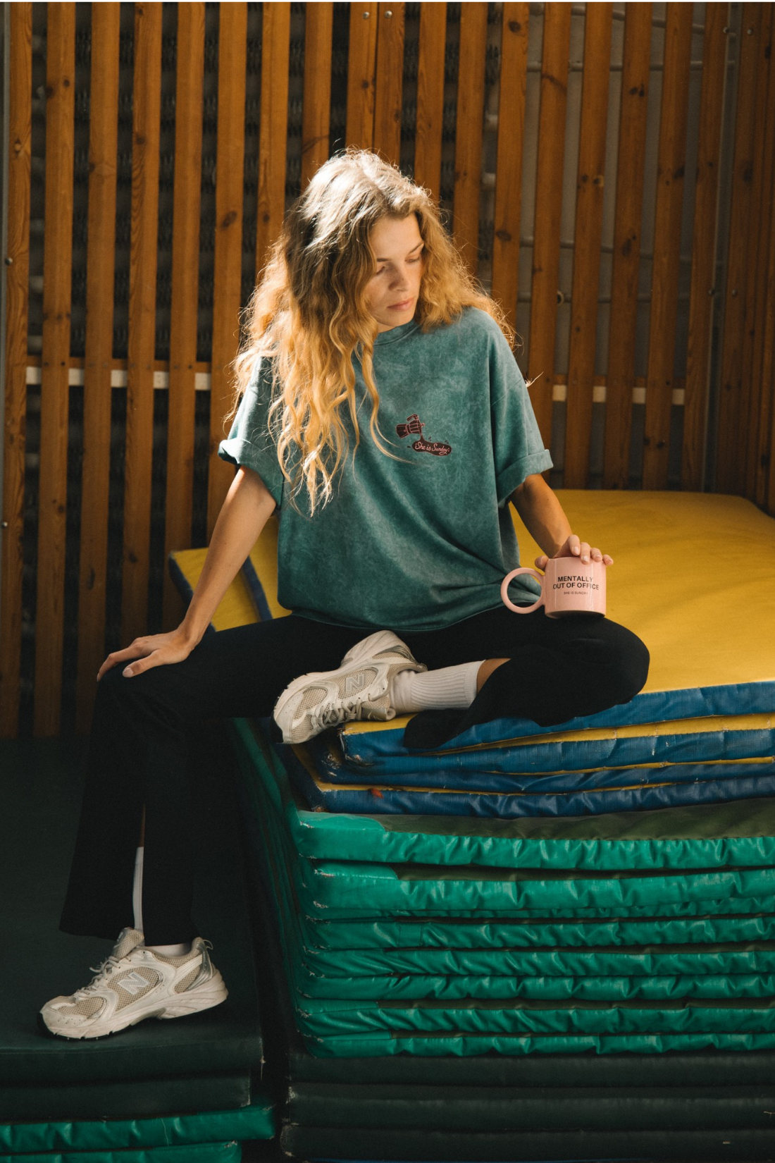 BLUE V-NECK FELICITA T-SHIRT