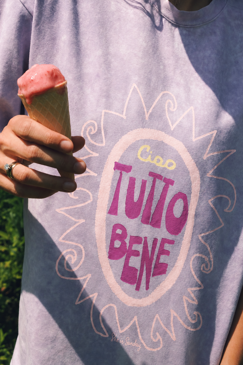 BLUE V-NECK FELICITA T-SHIRT