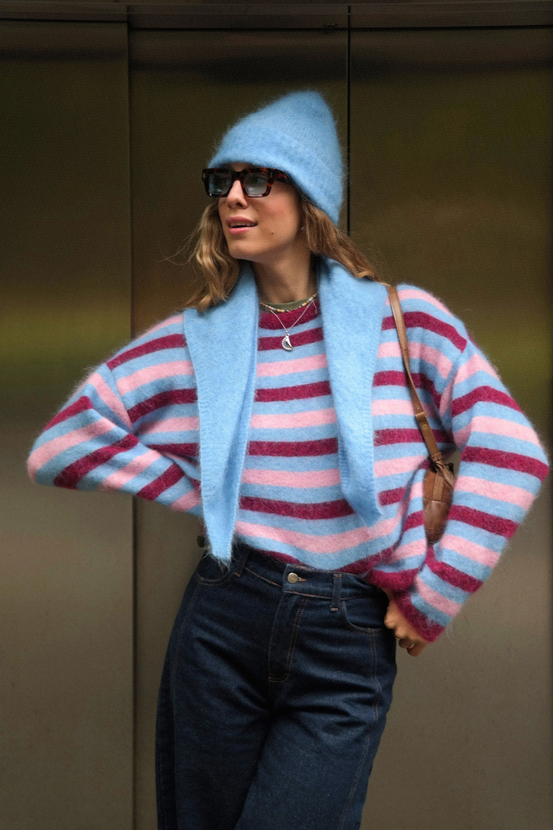 SWETER SUGAR MOHEROWY W PASKI