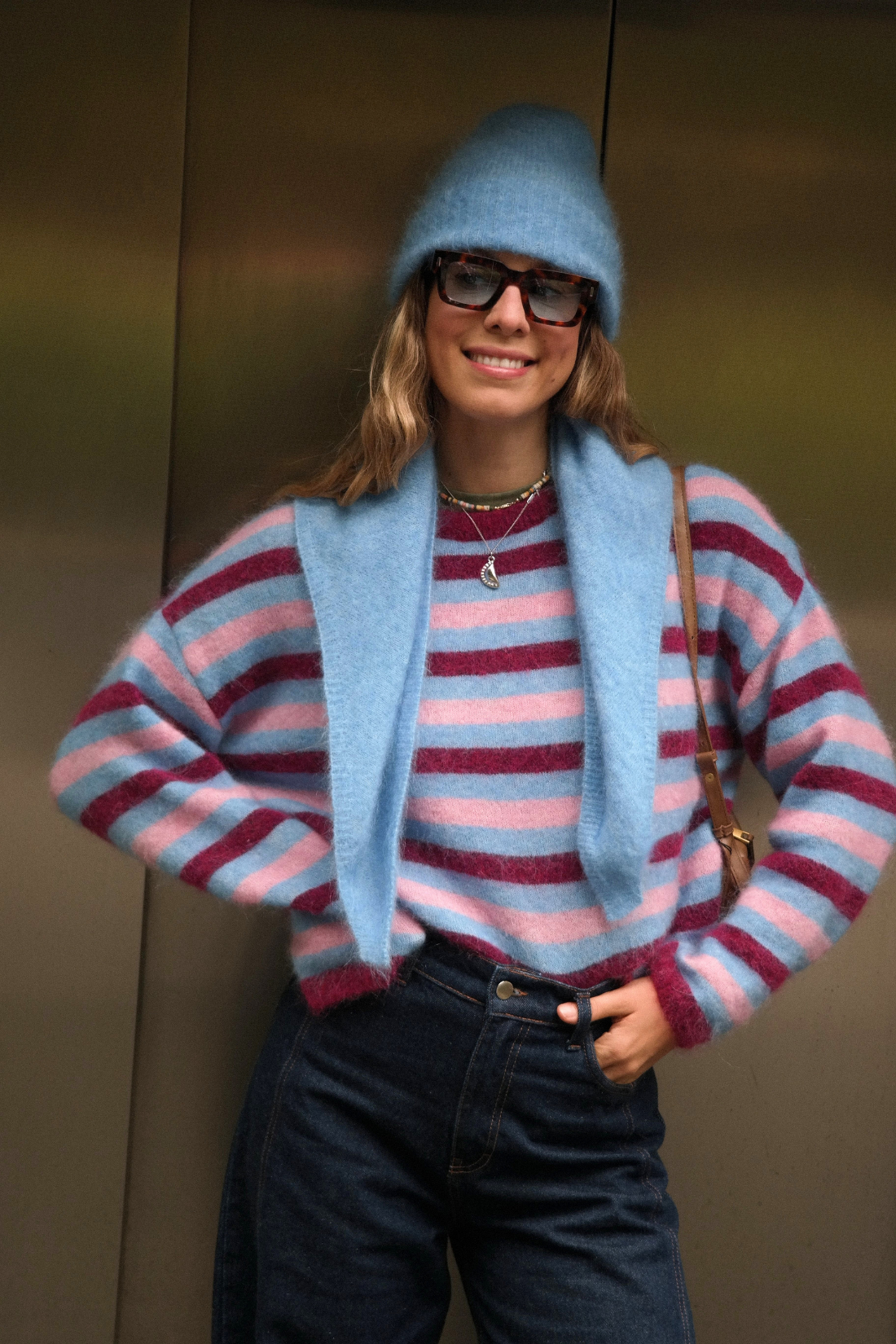 SWETER SUGAR MOHEROWY W PASKI