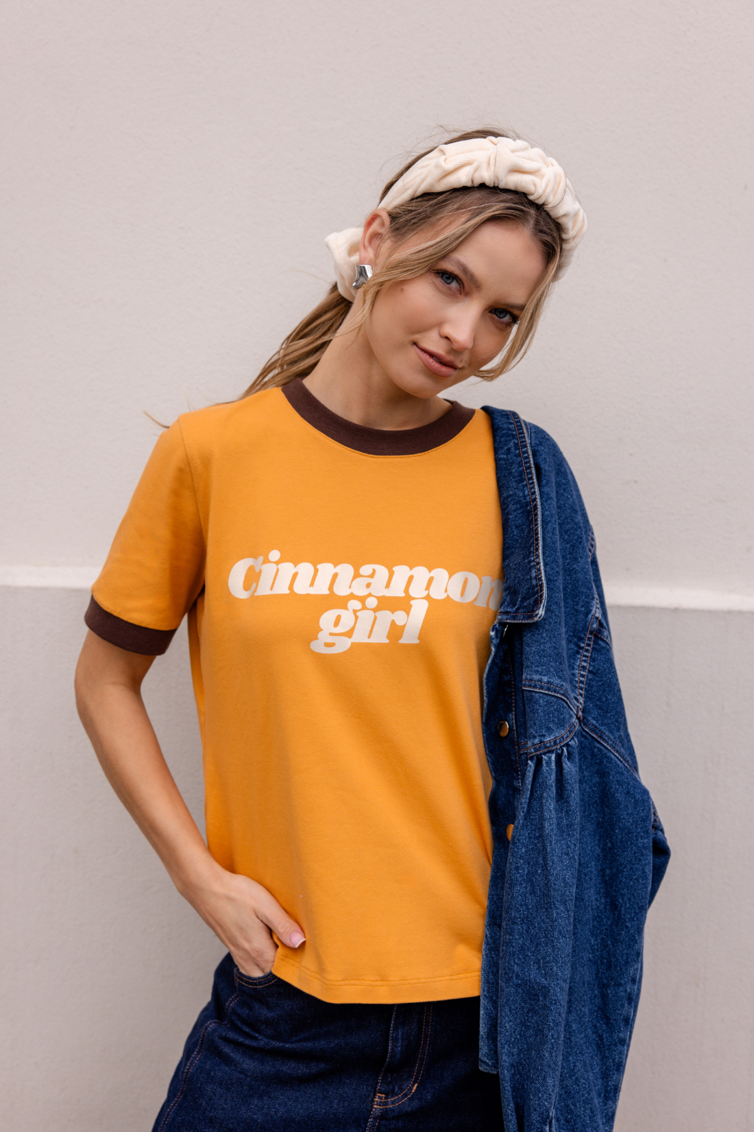 T-SHIRT CINNAMON GIRL MIODOWY