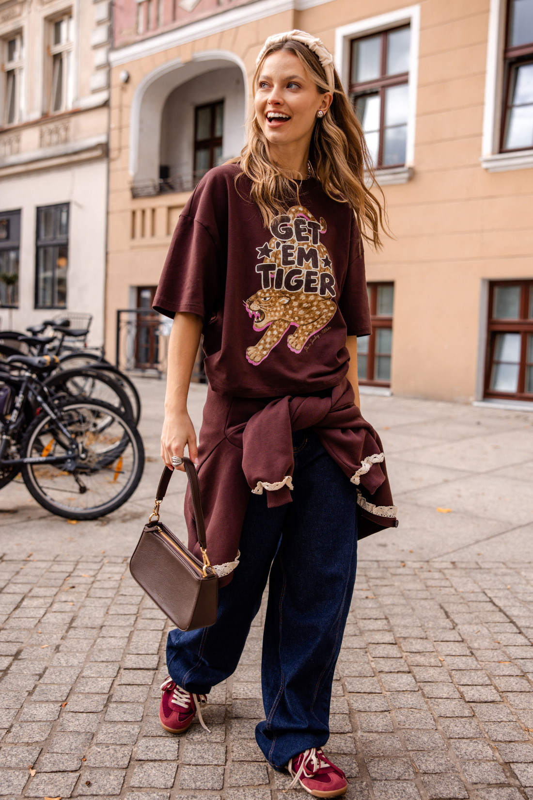 T-SHIRT TIGER BOXY BRĄZOWY