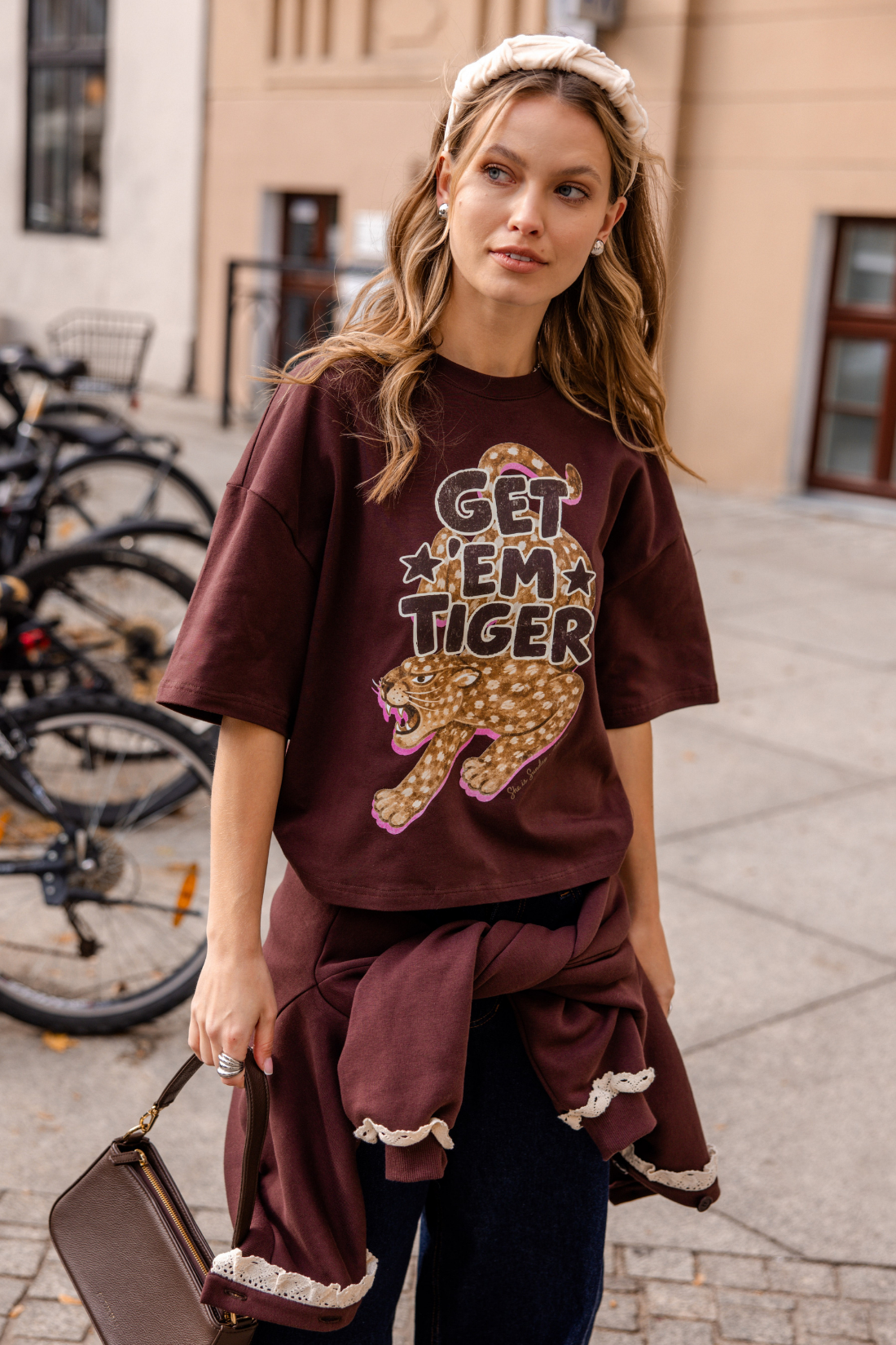 T-SHIRT TIGER BOXY BRĄZOWY