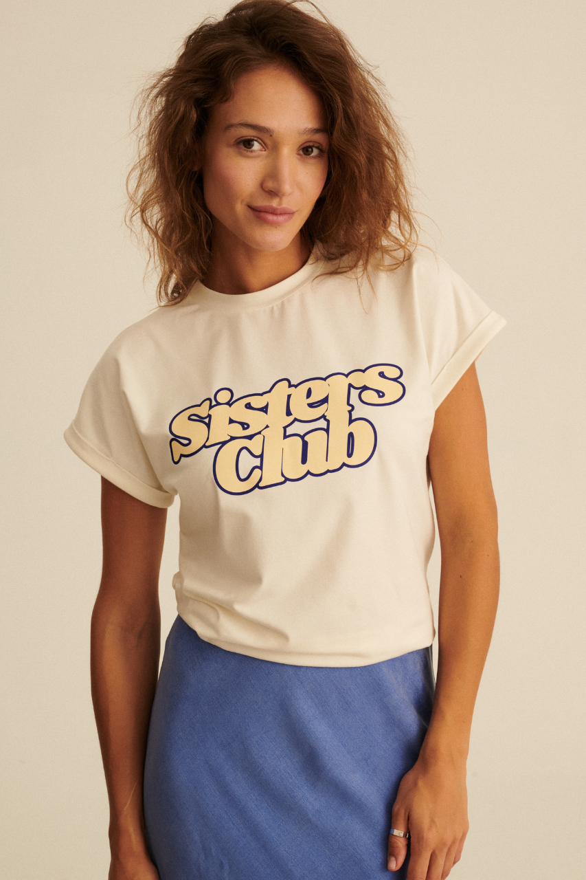 T-SHIRT SISTERS CLUB