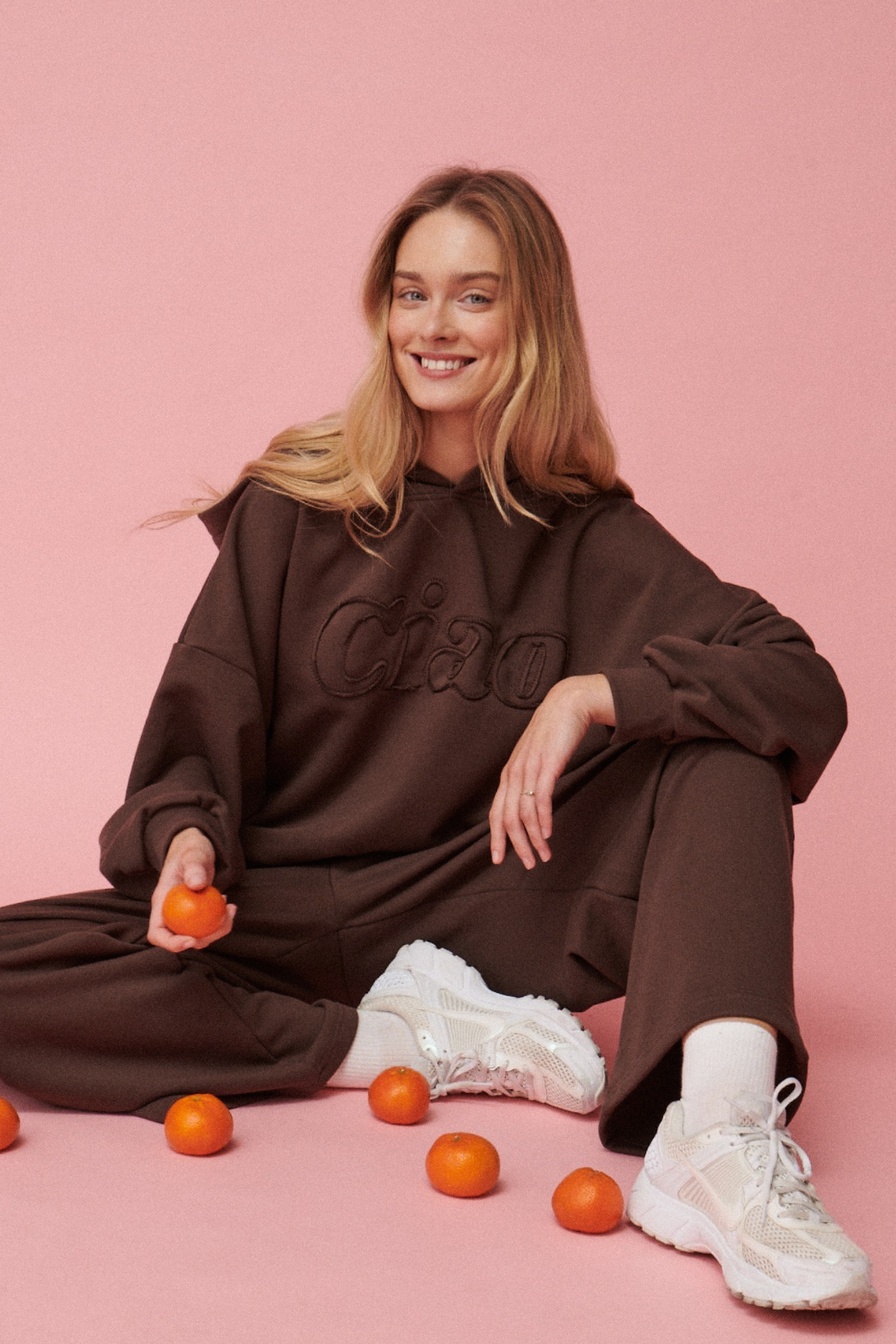 BRONCO CHOCOLATE SWEATSHIRT
