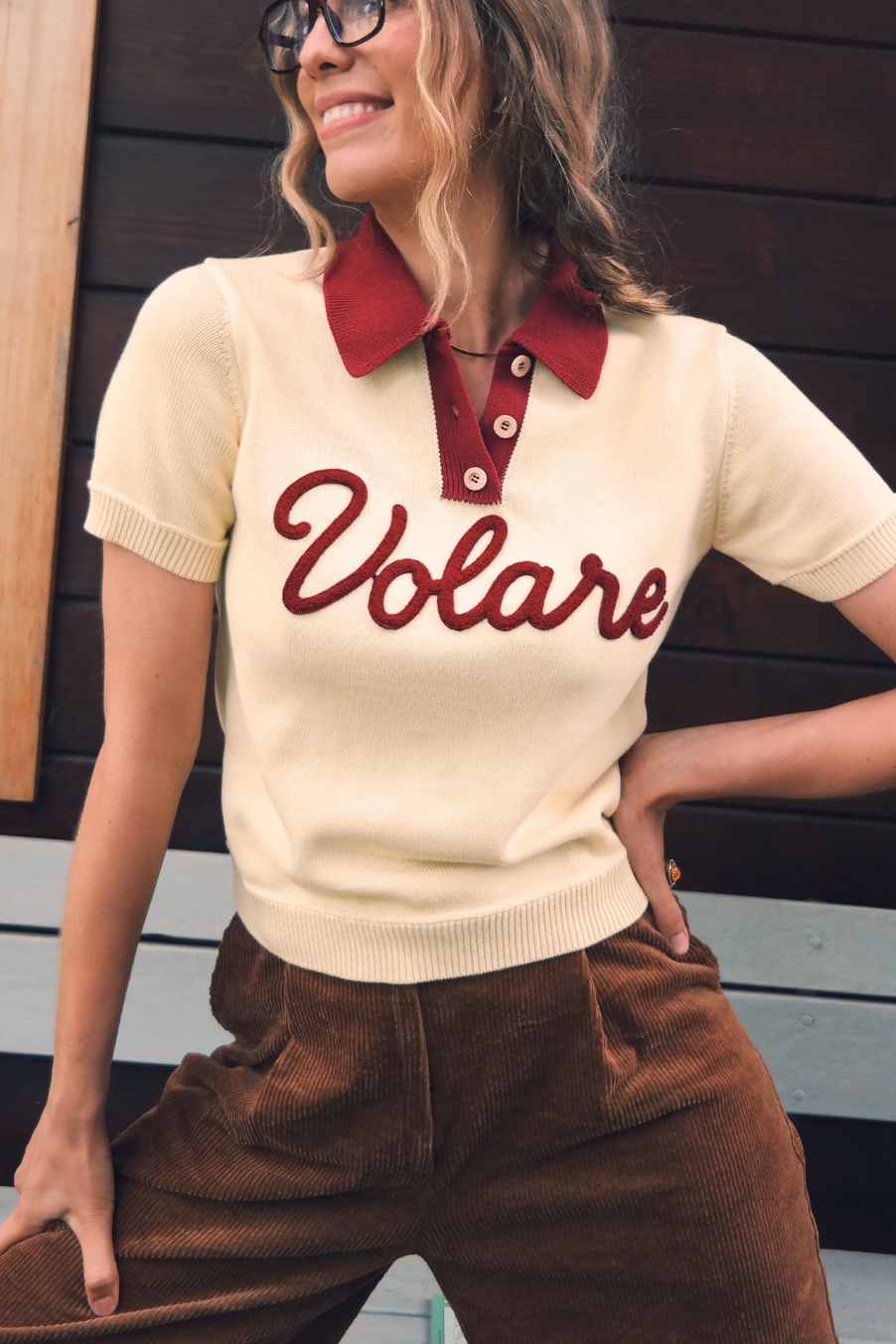 T-SHIRT VOLARE MASEŁKOWY Z BAWEŁNY ORGANICZNEJ