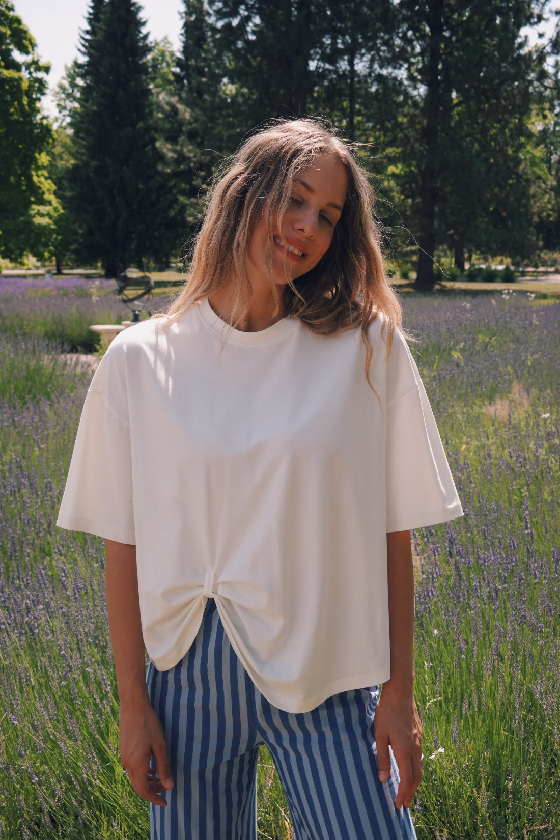 BLUE V-NECK FELICITA T-SHIRT