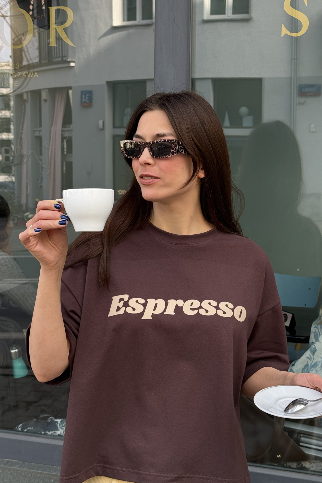 T-SHIRT ESPRESSO BOXY BRĄZOWY
