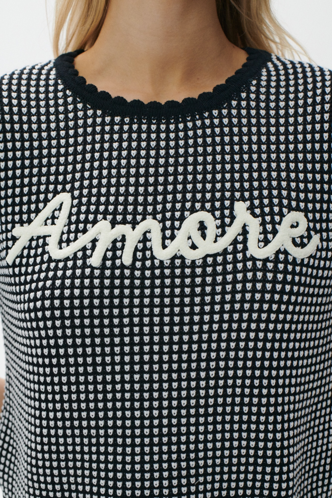 T-SHIRT FRIDA CZARNO-BIAŁY Z BAWEŁNY ORGANICZNEJ