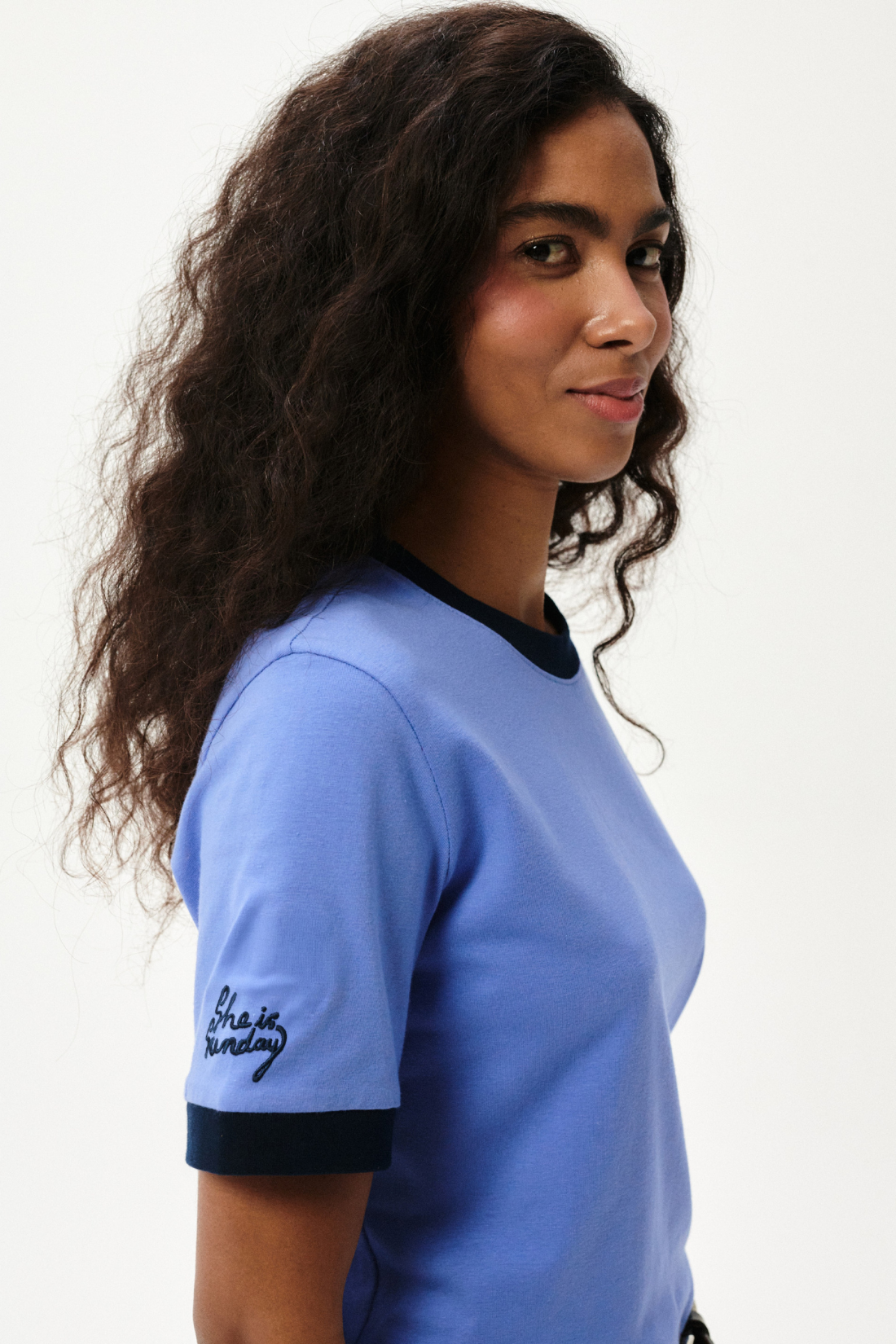 T-SHIRT BASIC SUNDAY NIEBIESKI