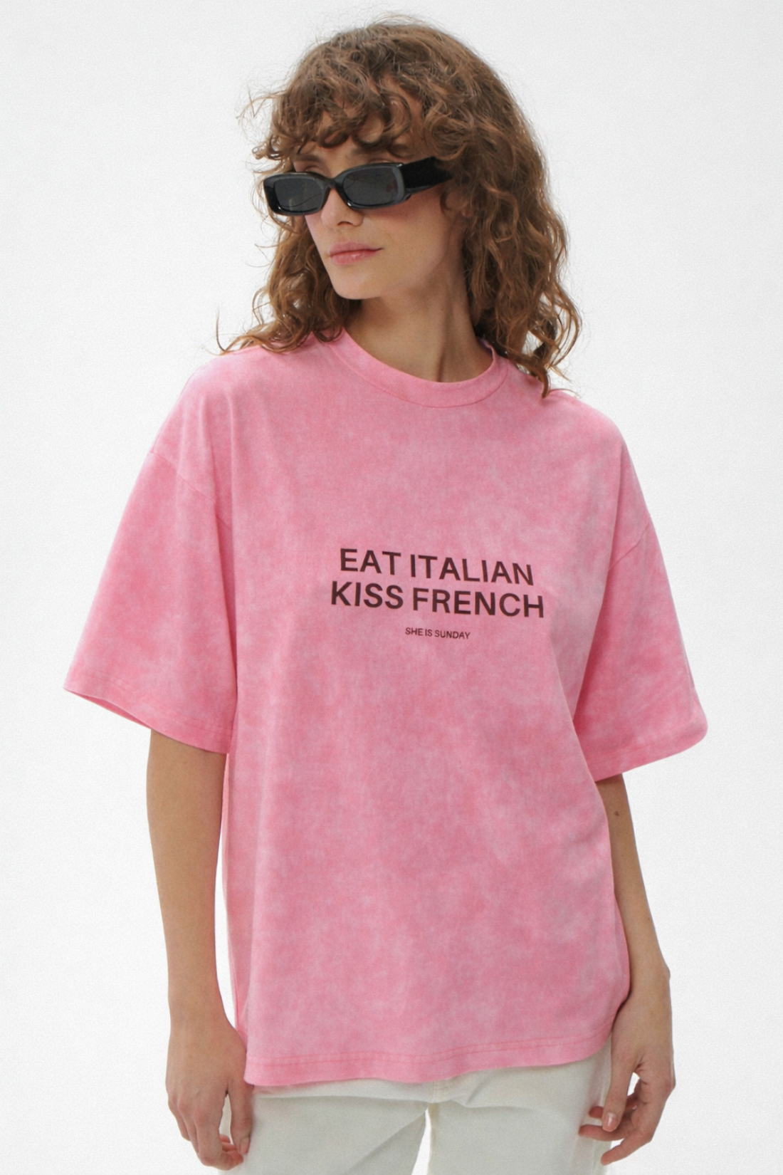T-SHIRT EAT ITALIAN, KISS FRENCH VINTAGE RÓŻOWY
