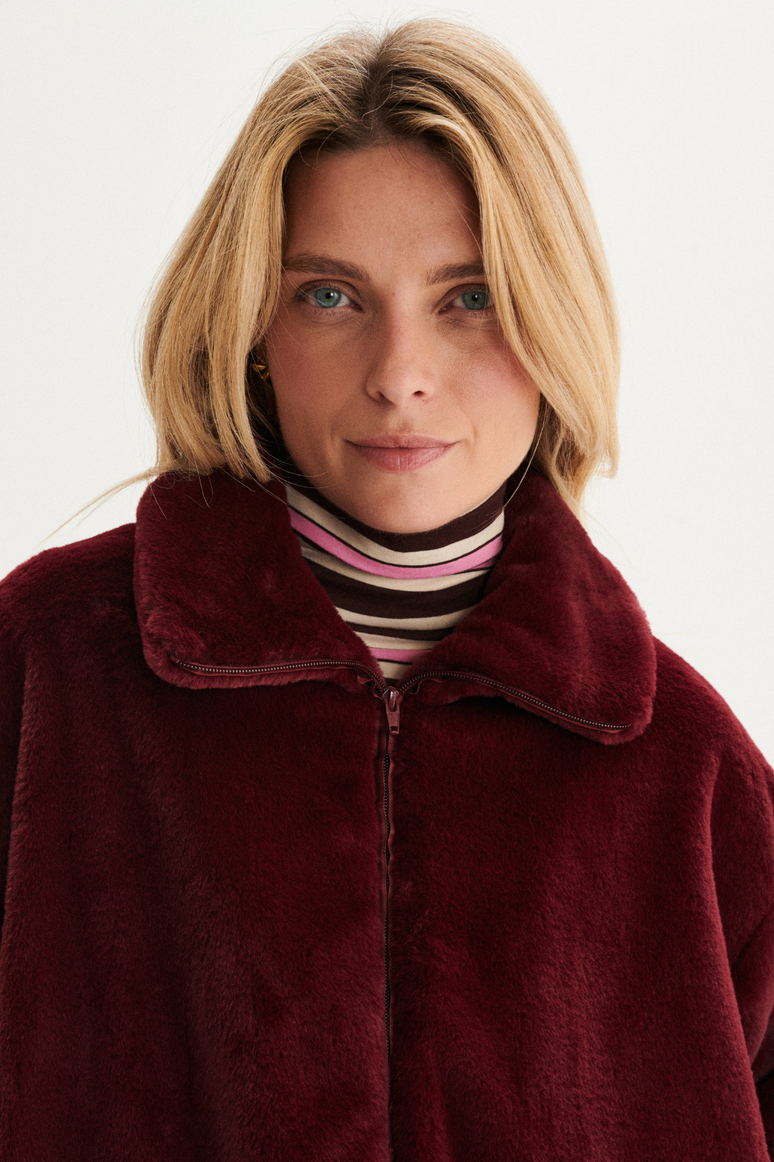 KURTKA FLUFFY BORDOWA