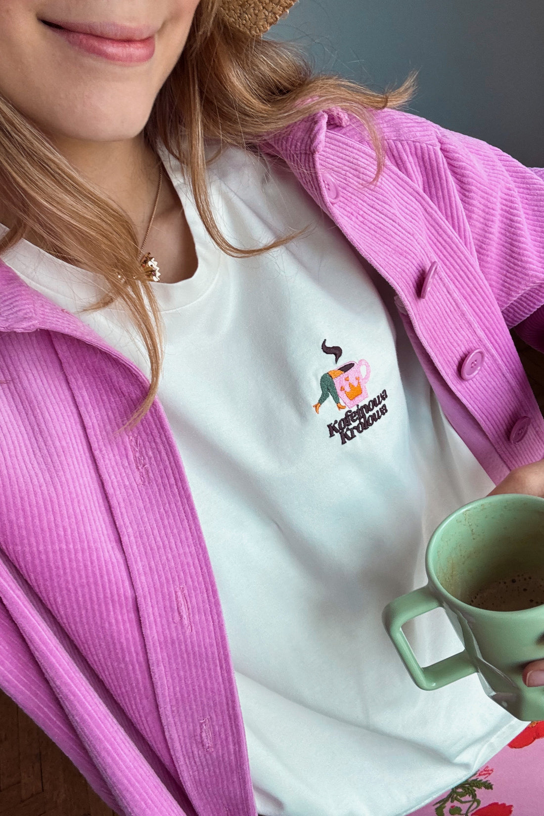 T-SHIRT COFFEE QUEEN KREMOWA