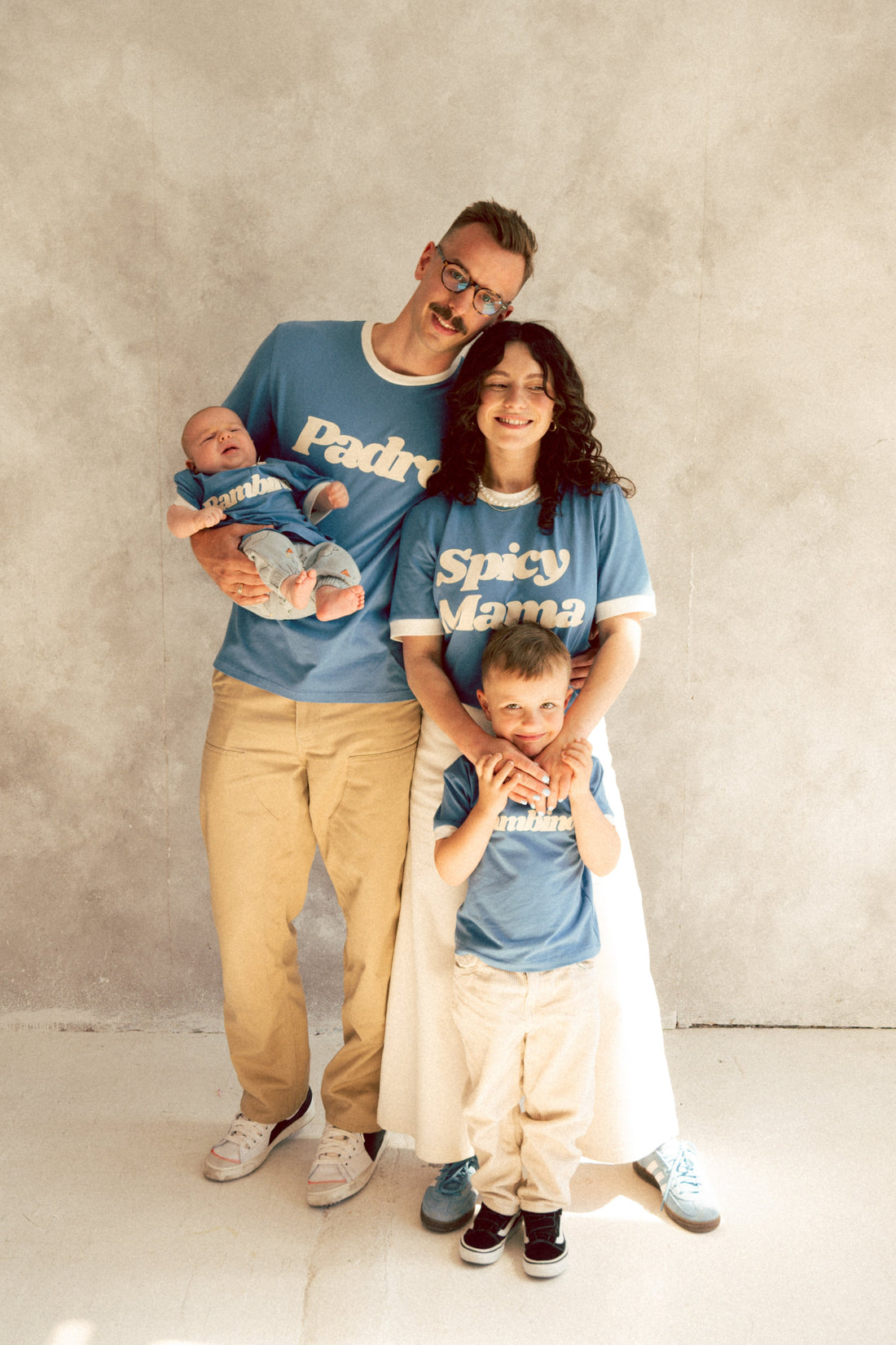 T-SHIRT SPICY MAMA NIEBIESKI