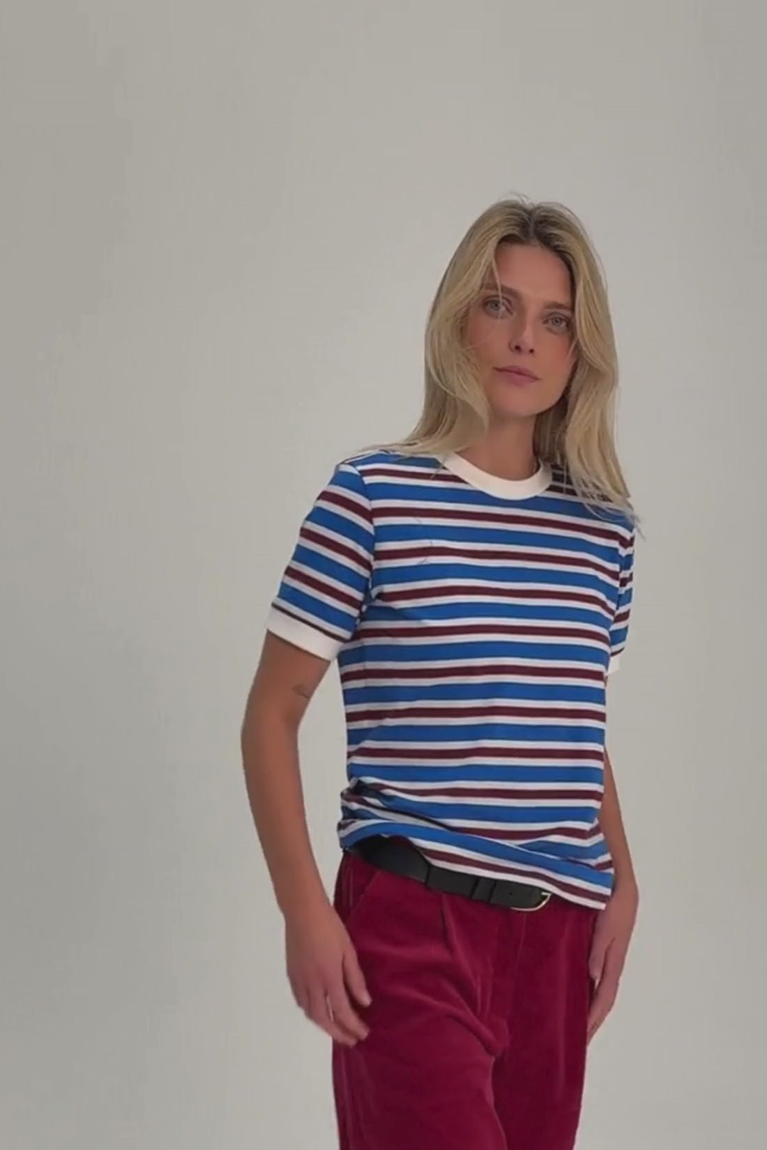 Basic T-shirt with stripes W