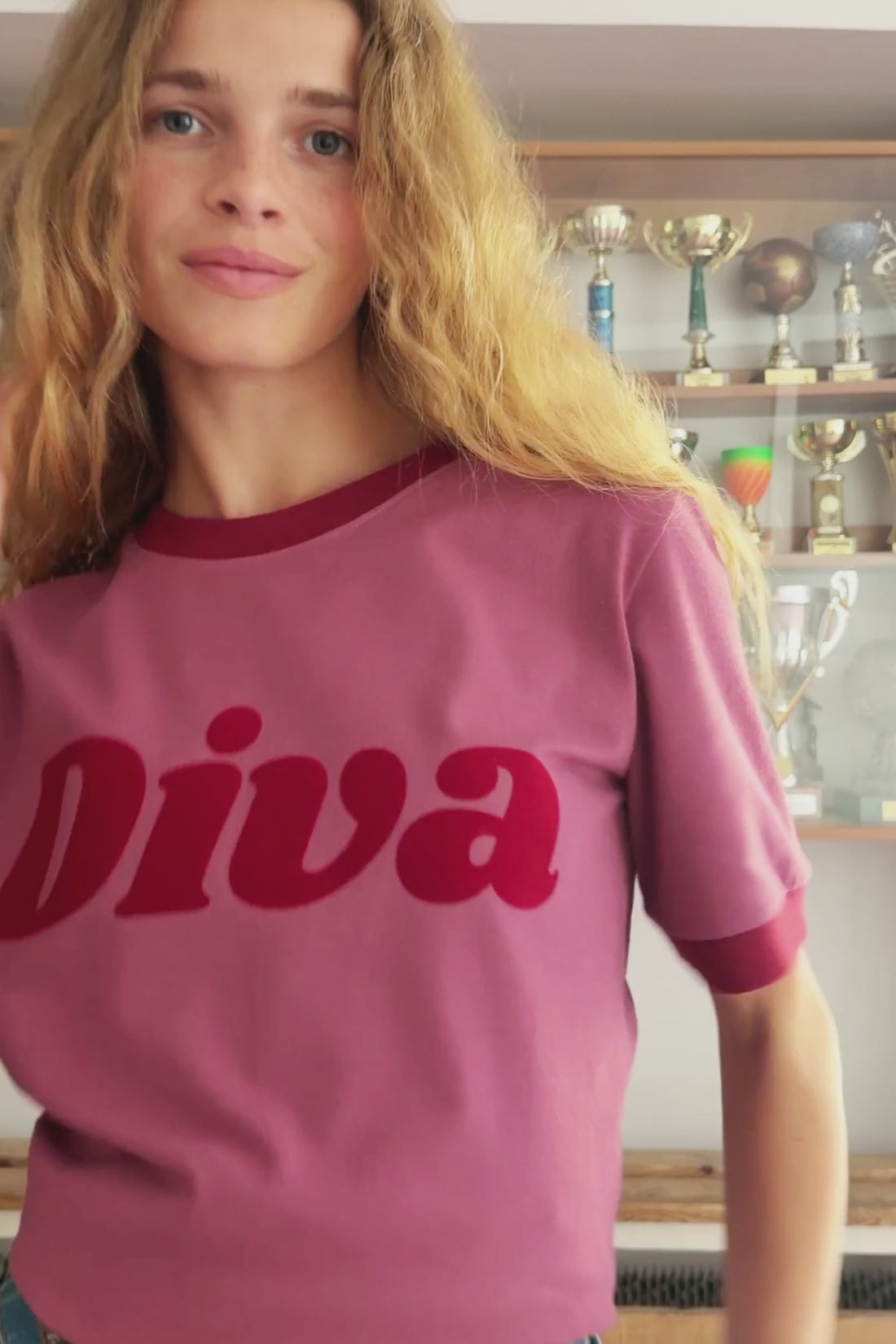 T-SHIRT DIVA BORDOWY