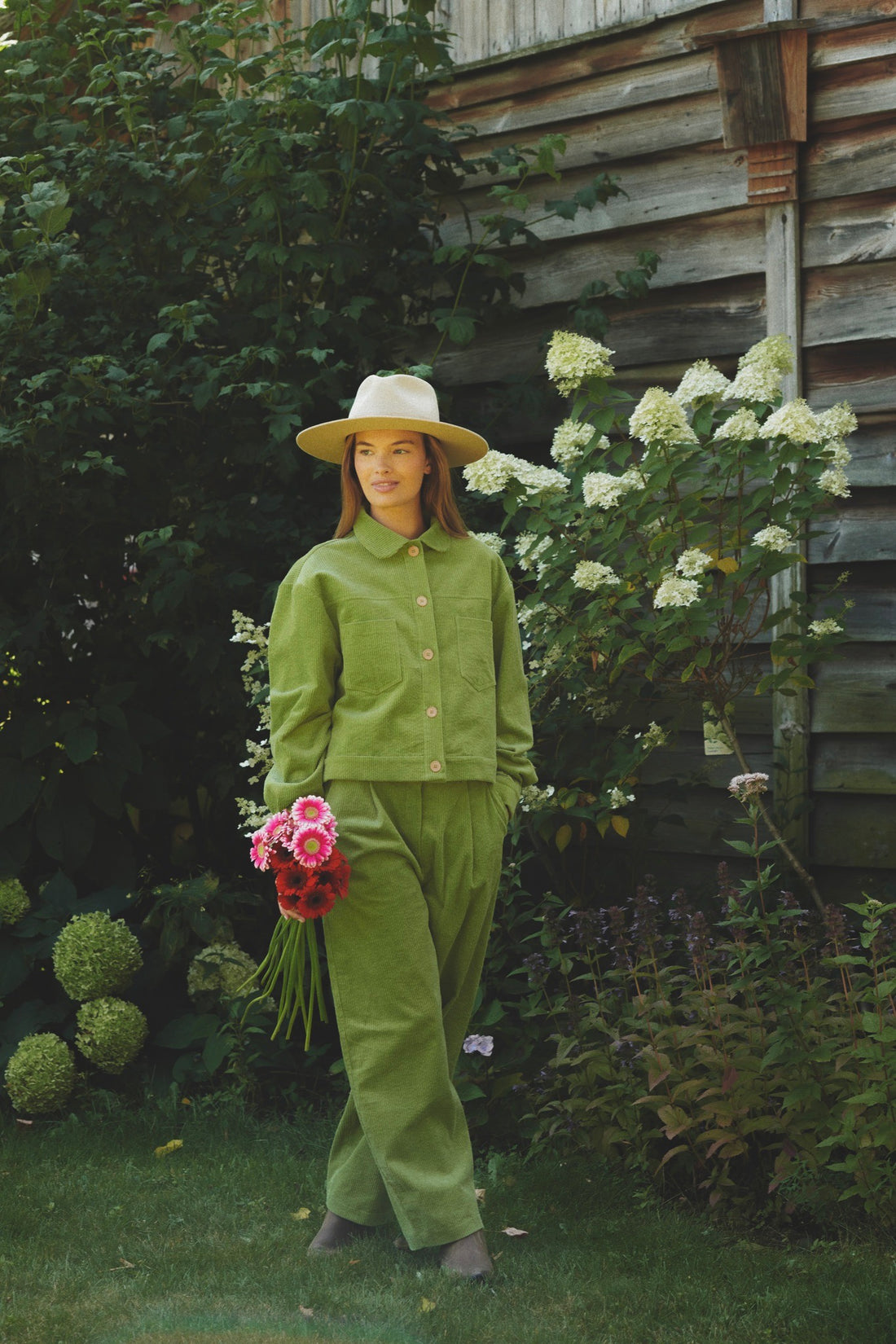 SPODNIE SELVAGGIA OLIWKOWE